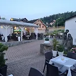 Kolorowa Szálloda 2*