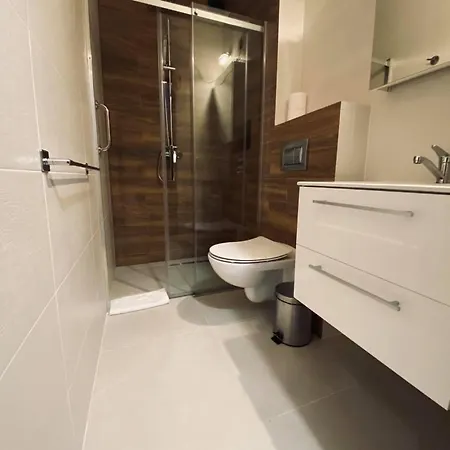 Szálloda Kolorowa 2*