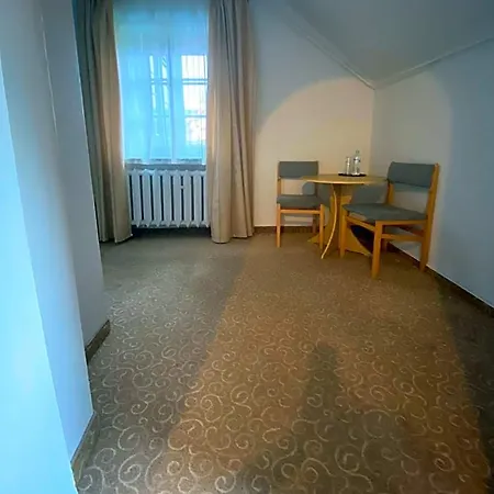 Kolorowa Hotel 2*